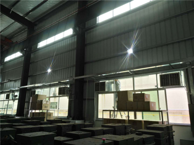 ģ�ߏS���حh(hu��n)�����{(di��o)����